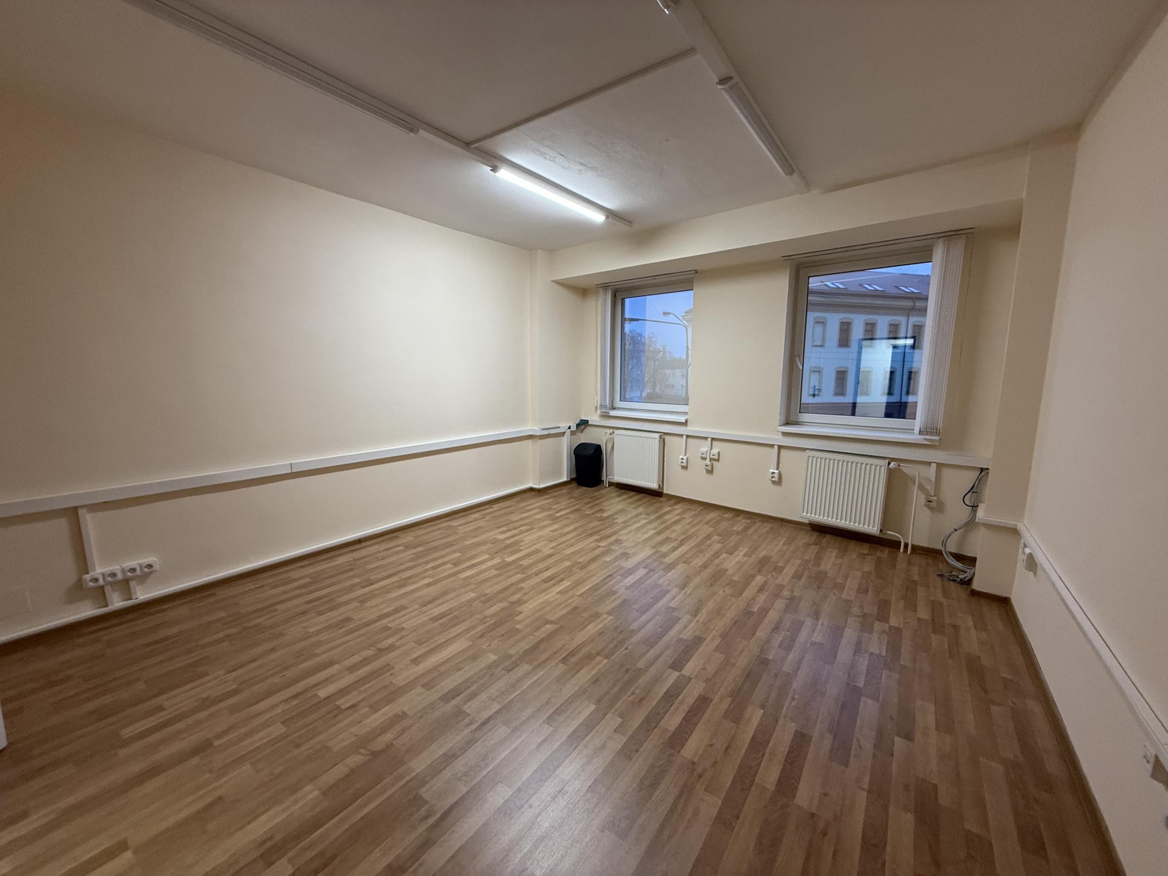 Kancelársky priestor na Žižkovej ulici v Košiciach.